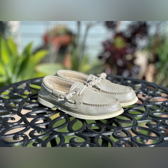 Sperry Shoes - Sperry —  Silver Boat Shoes